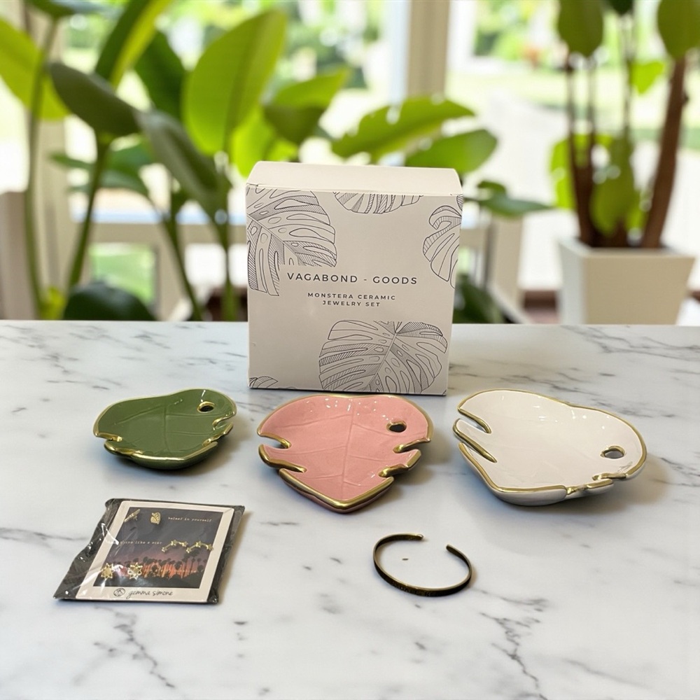 Monstera Ceramic Jewelry Tray Set Earrings and Bracelet Bundle